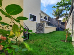 Royal Residence B2 - 2 mins to Pereybere Beach